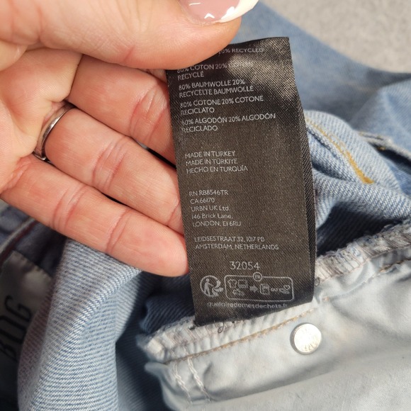 BDG Urban Outfitters Logan Buckle Back Baggy Barrel Denim Jeans Size 27W Light - Picture 10 of 13